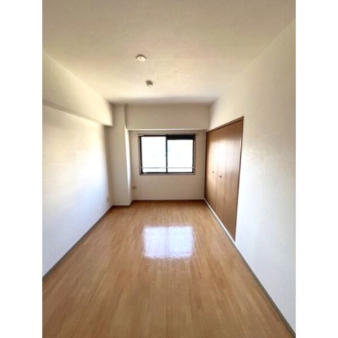 居室・リビング　※写真は同じマンションの違う部屋のものになります。