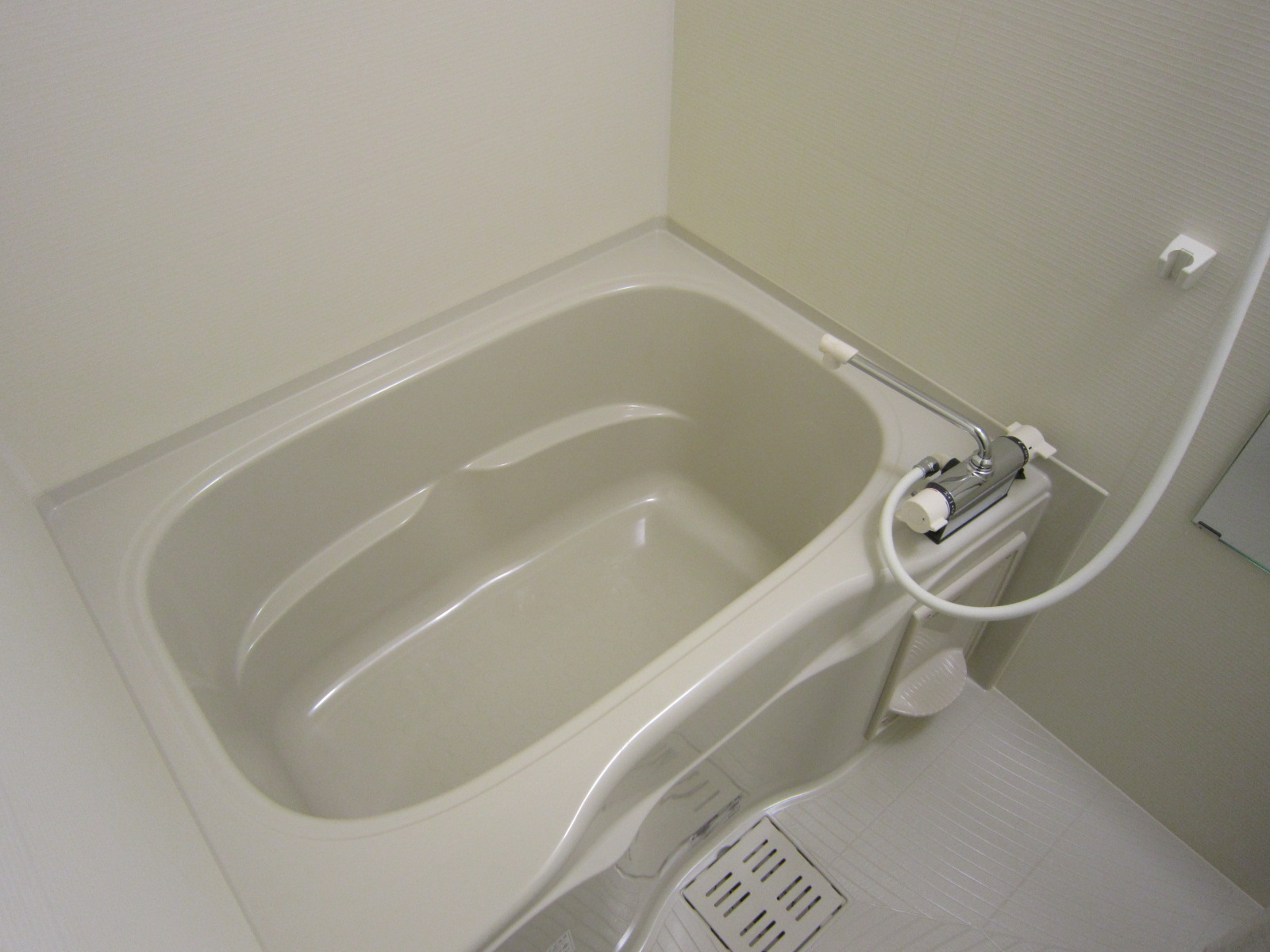 バス・シャワールーム　浴室乾燥機付き☆バス