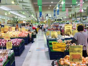 スーパー　パワーセンターうおかつ　車６分（スーパー）まで2800m