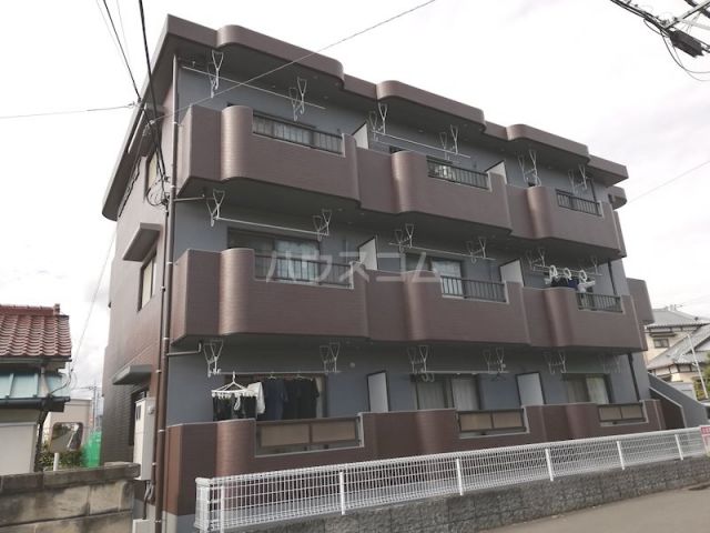 富士市久沢のマンションの建物外観