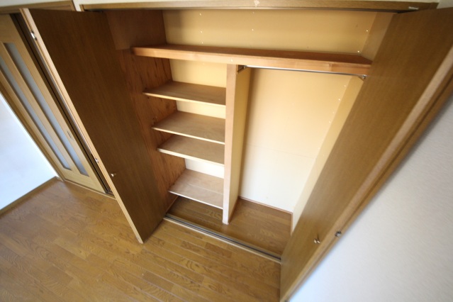 収納　同系タイプ写真