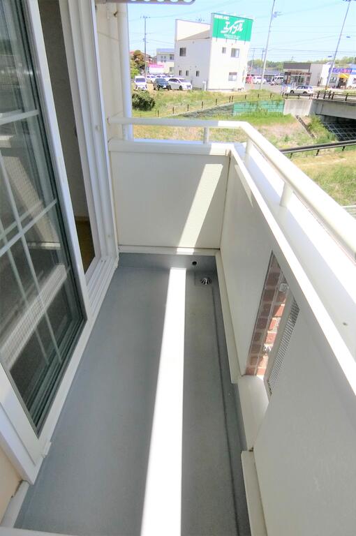 バルコニー　写真は角部屋のものです