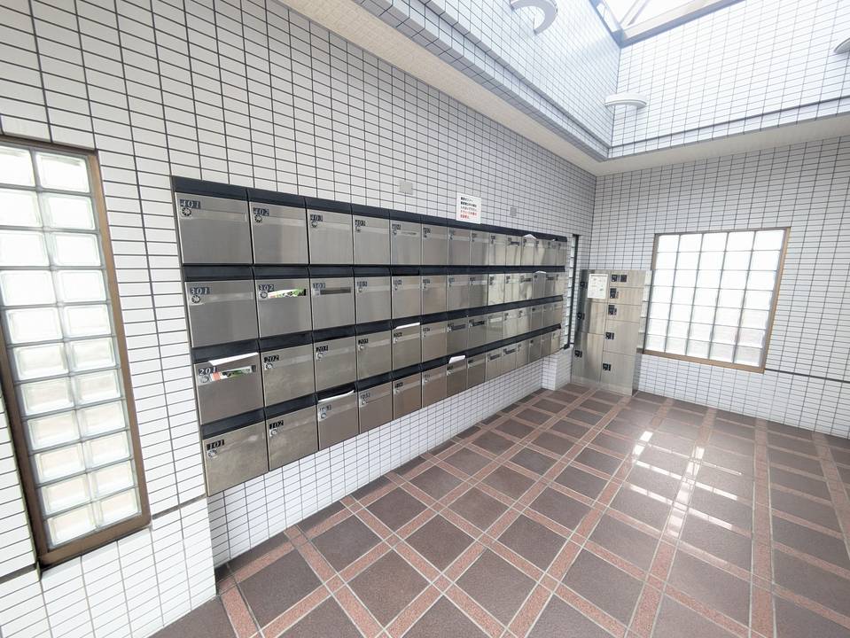 ロビー　メールBOX