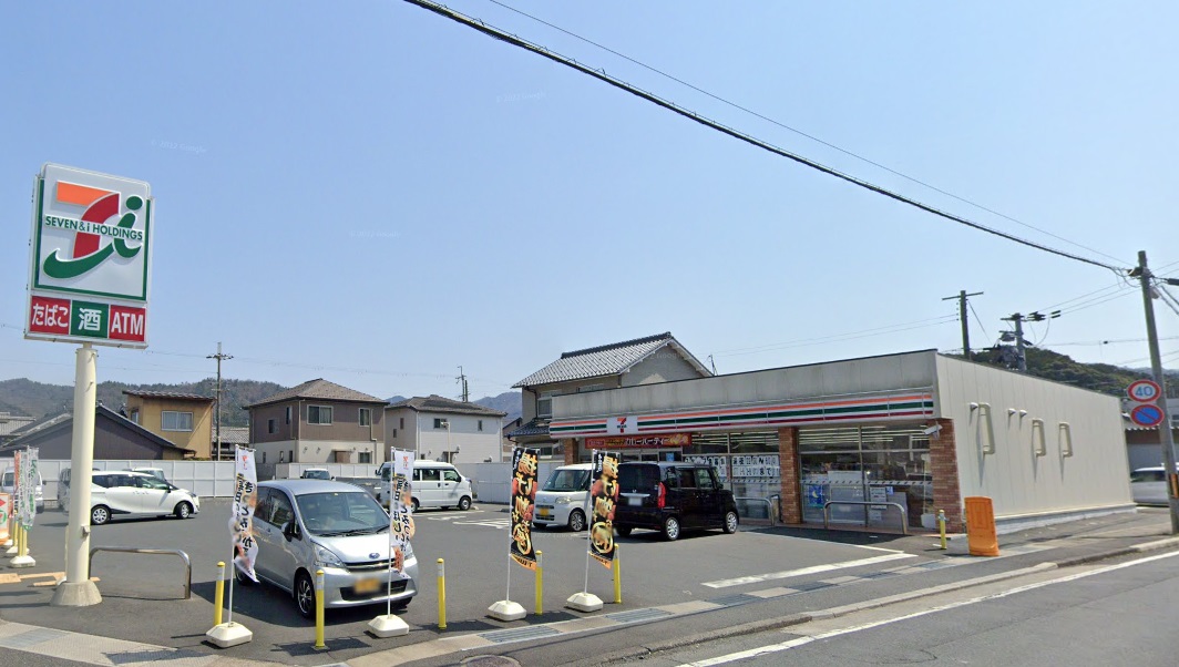 コンビニ　セブンイレブン舞鶴丸山口店（コンビニ）まで352m