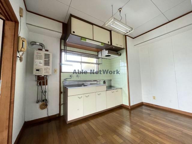 キッチン　キッチン