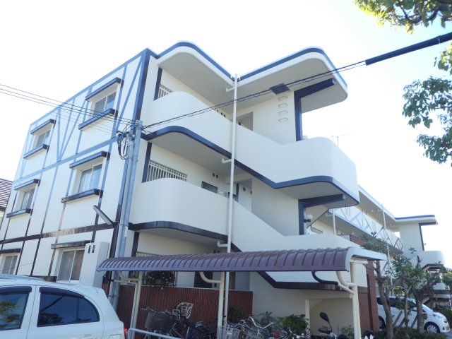 加古郡播磨町西野添のマンションの建物外観