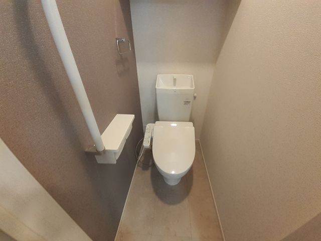 【ハピネスメゾン　Ａのトイレ】