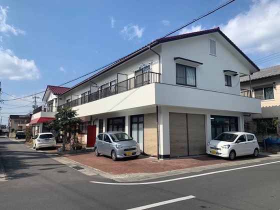 岡山市中区雄町のアパートの建物外観