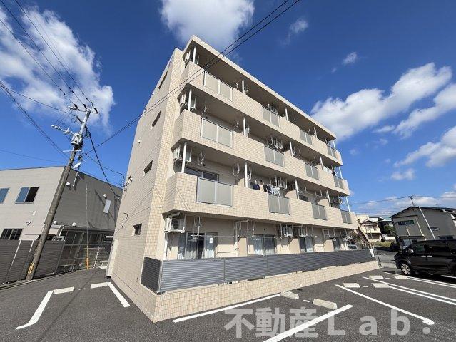 宇城市松橋町松橋のマンションの建物外観