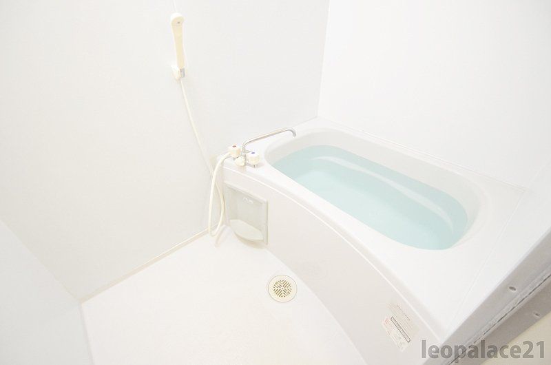 バス・シャワールーム　同タイプ写真