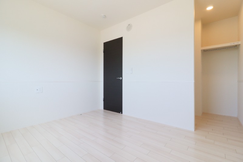 収納　図面と現状に相違がある場合には現状を優先