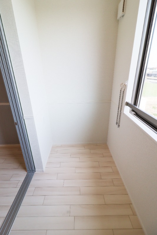 バルコニー　図面と現状に相違がある場合には現状を優先