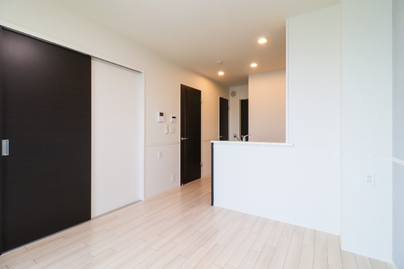 居室・リビング　図面と現状に相違がある場合には現状を優先