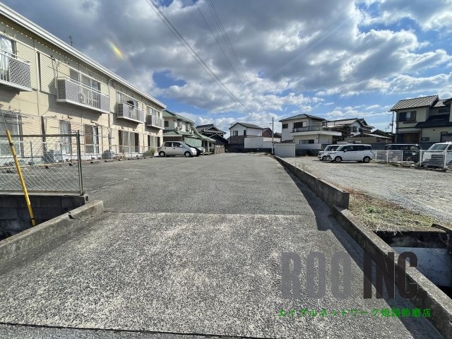 その他　駐車場入口（その他）まで10m