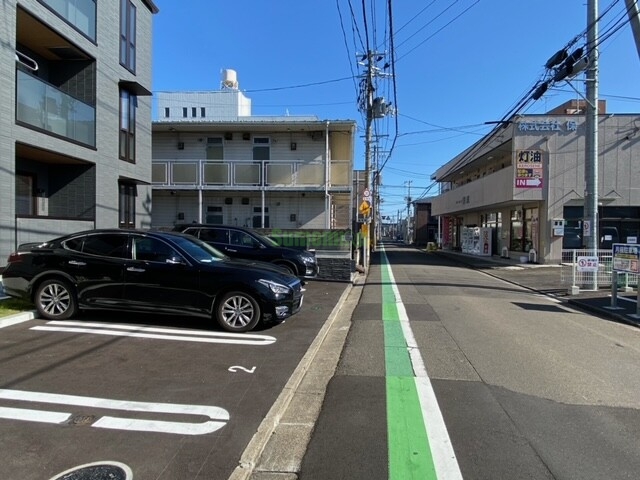 【D-ROOM小田原5丁目の駐車場】