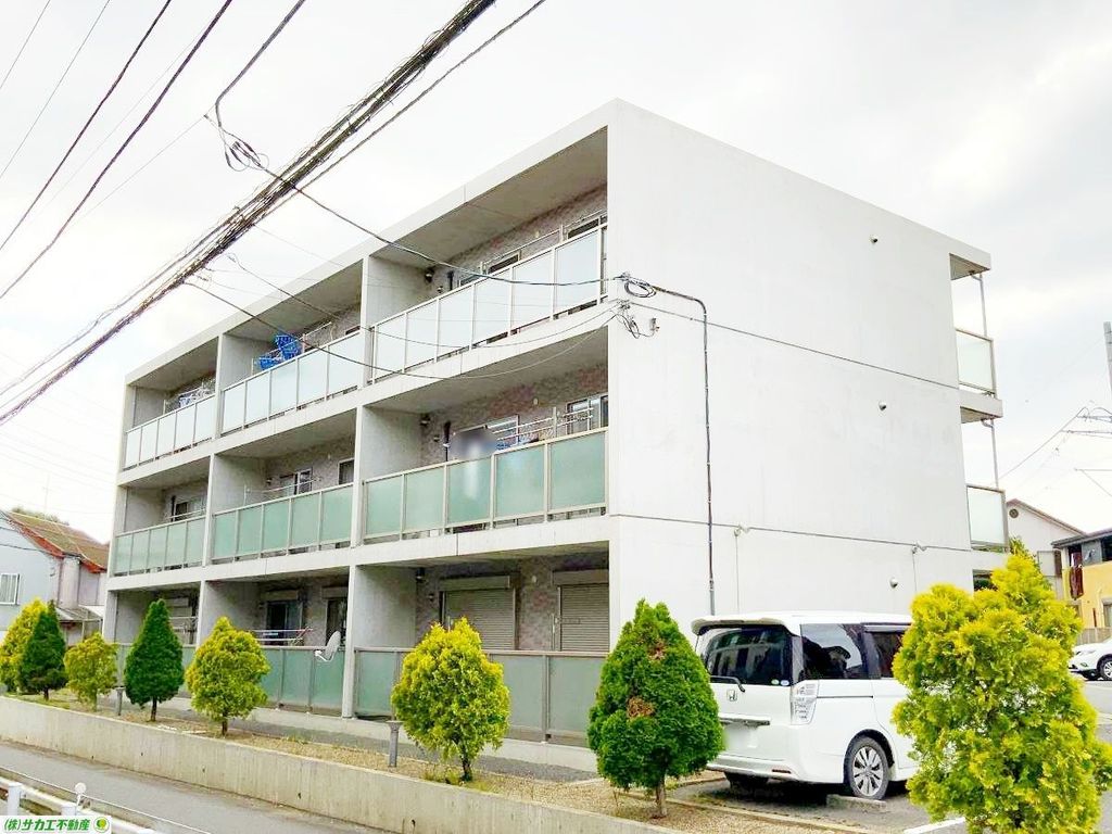 West Hill IIの建物外観