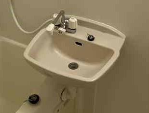 洗面設備　設備・仕様は号室により異なる為、現況を優先致します。