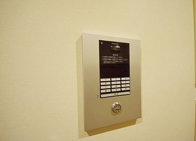 セキュリティ　★安心のオートロック完備★