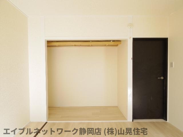 収納　大きなものも収納できそうです