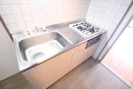 キッチン　※別部屋の写真です