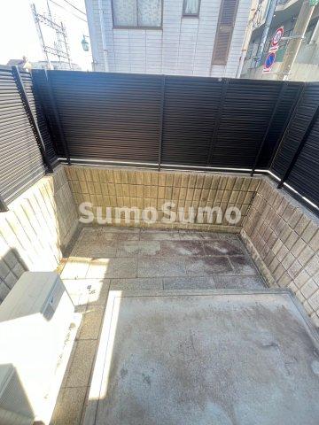 バルコニー　陽当たり良好なバルコニーです