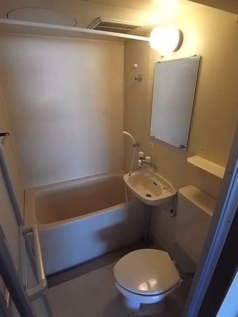 バス・シャワールーム