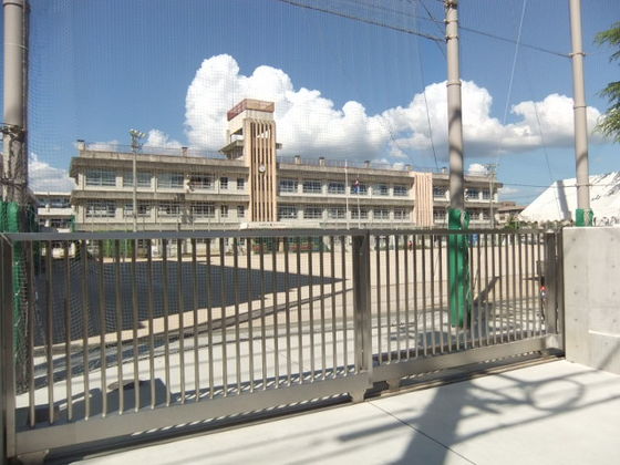 小学校　広島市立山本小学校（小学校）まで280m