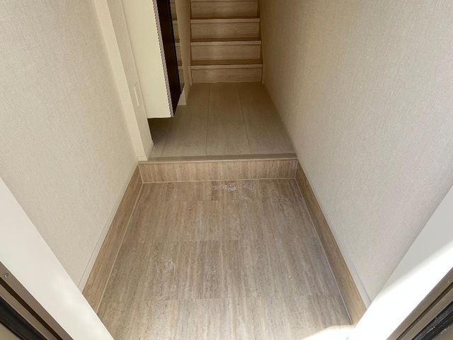 玄関　収納もある玄関です