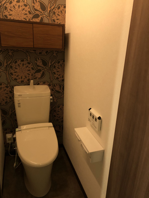 トイレ　別号室の写真です