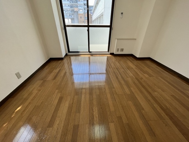 居室・リビング　別号室の写真