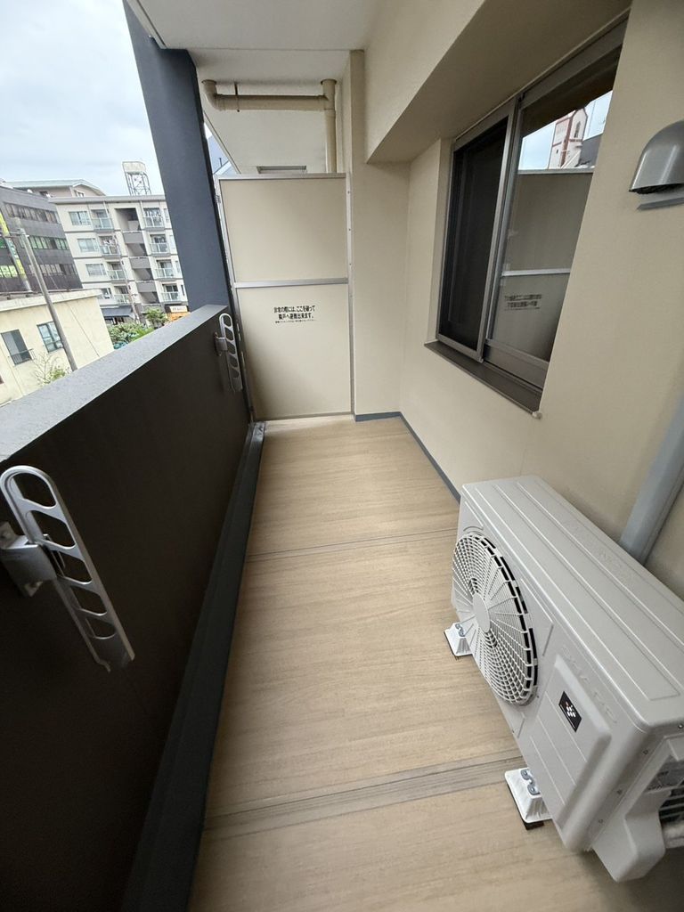 バルコニー　バルコニー