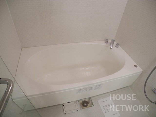 バス・シャワールーム　四条烏丸・大宮Ｗアクセス、街中デザイナーズシングル物件