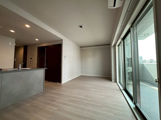 居室・リビング　※他号室の写真使用・現況優先