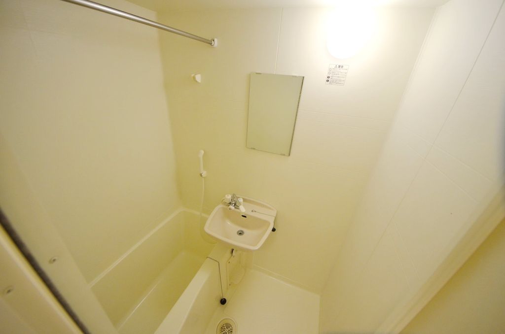 バス・シャワールーム　バス