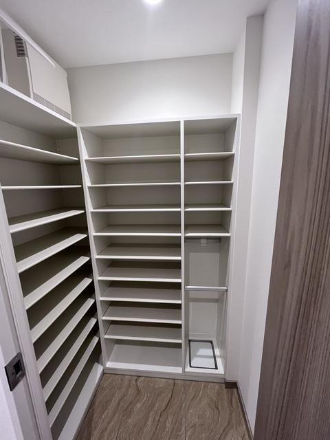玄関　※写真は同タイプ住戸です。