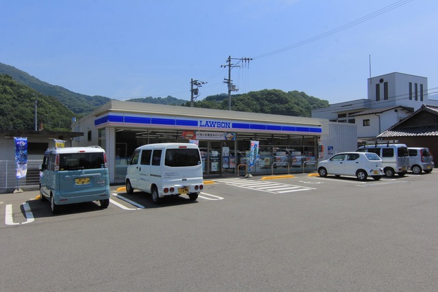 コンビニ　ローソン　砥部大南店（コンビニ）まで324m