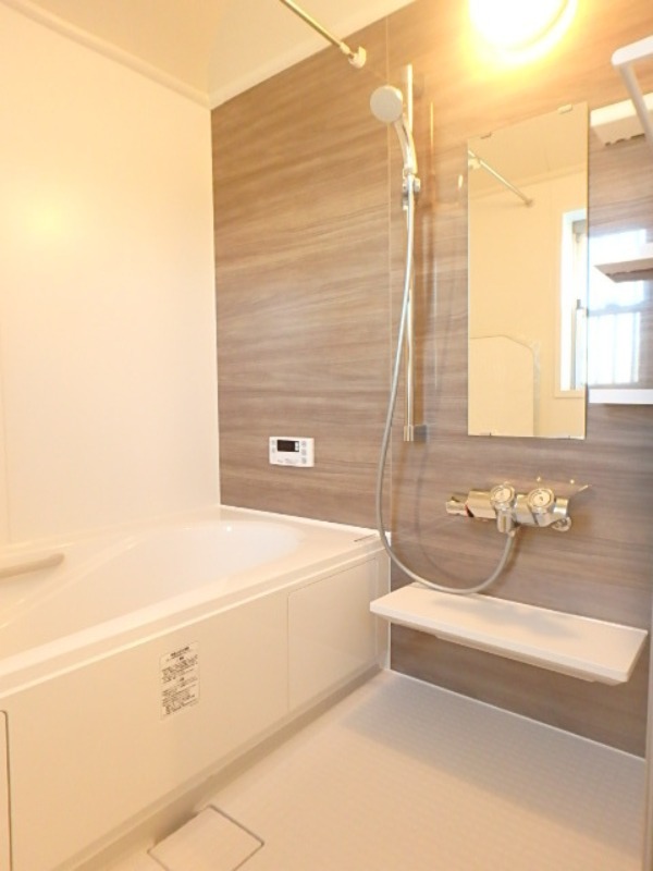 バス・シャワールーム　図面と現状に相違がある場合には現状を優先