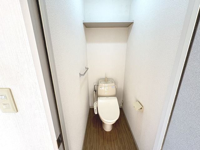 トイレ　トイレ