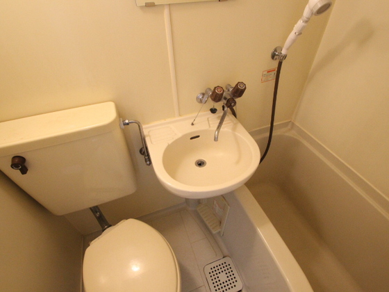 洗面設備　※別部屋の写真です
