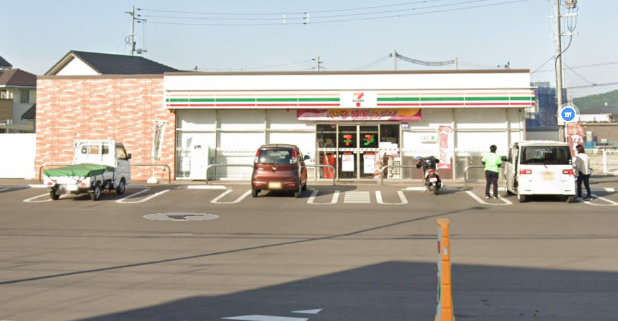 コンビニ　セブンイレブン 高松木太町上川東店（コンビニ）まで158m