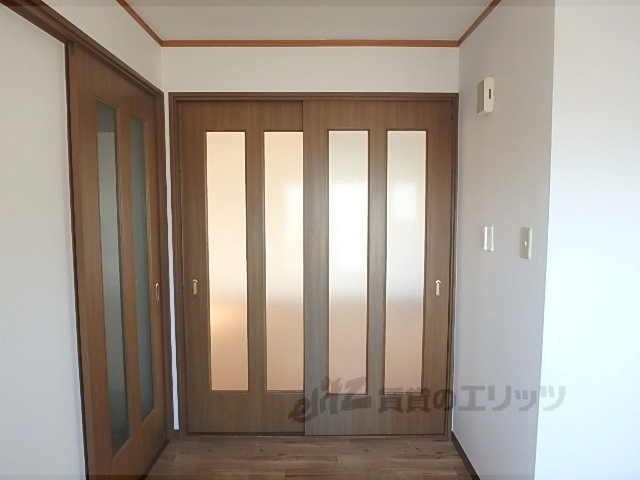 居室・リビング　洋室