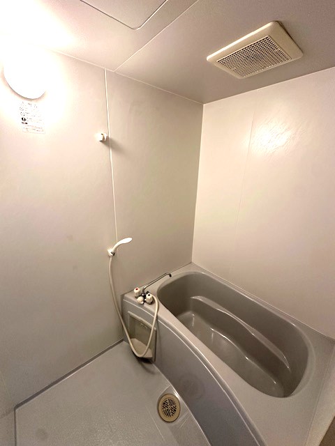 プレステージ陣原の風呂写真