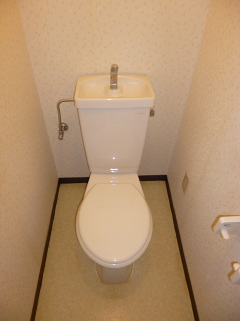 シングルマンション二見のトイレ写真
