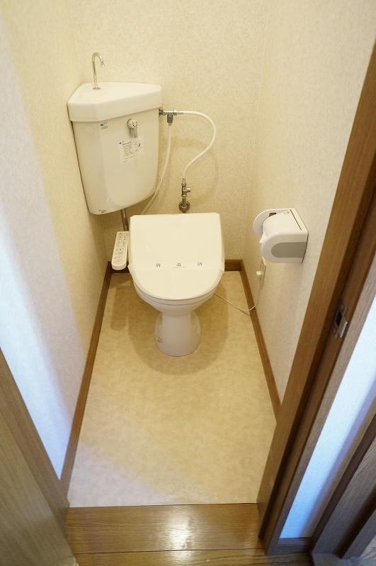 トイレ　トイレ