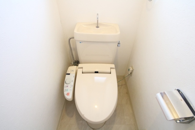 トイレ　※他の号室の参考写真です※