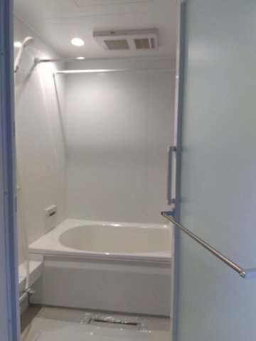 バス・シャワールーム　※別のお部屋の写真です（203号室）