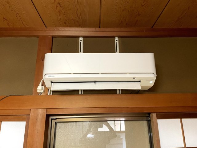その他設備　一階10畳和室に大型の【4.0kW】エアコン(設備)！