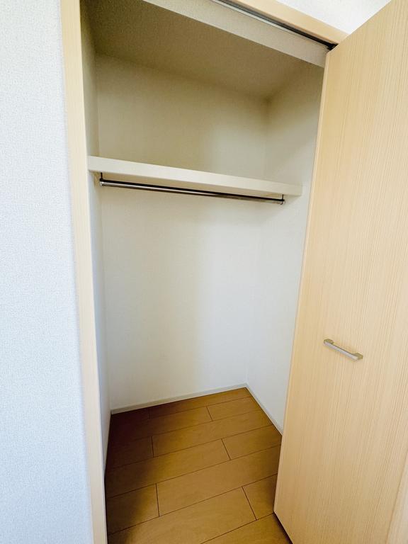 収納　洋室クローゼット