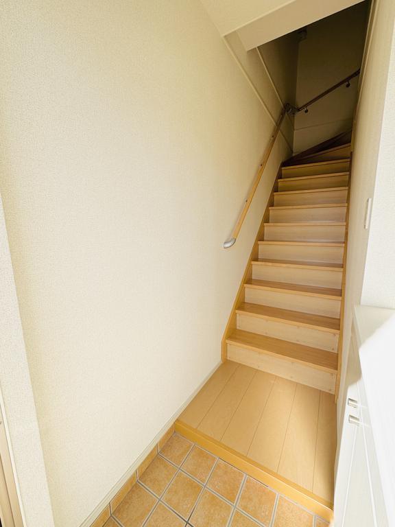 玄関　※画像と反転タイプのお部屋です