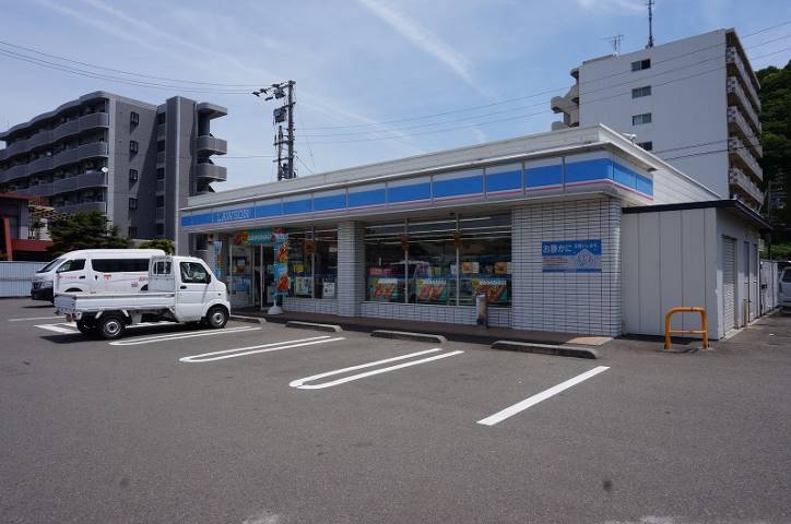コンビニ　ローソン（コンビニ）まで1252m